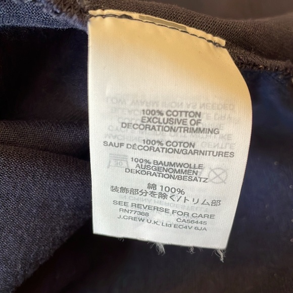 J.CREW EMBROIDERED V-NECK NAVY SLEEVELESS TEE - Picture 6 of 6